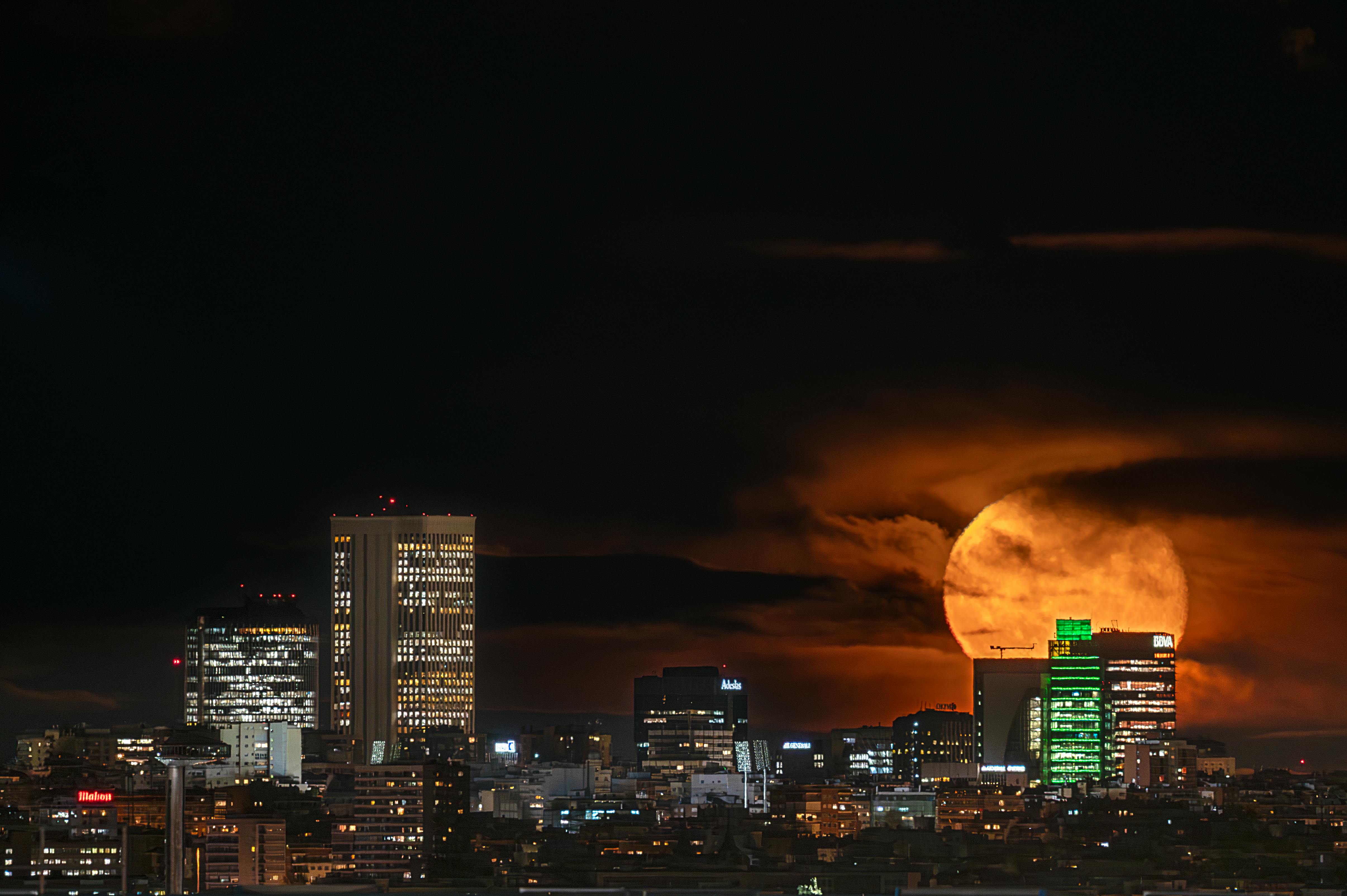Madrid at night, full moon