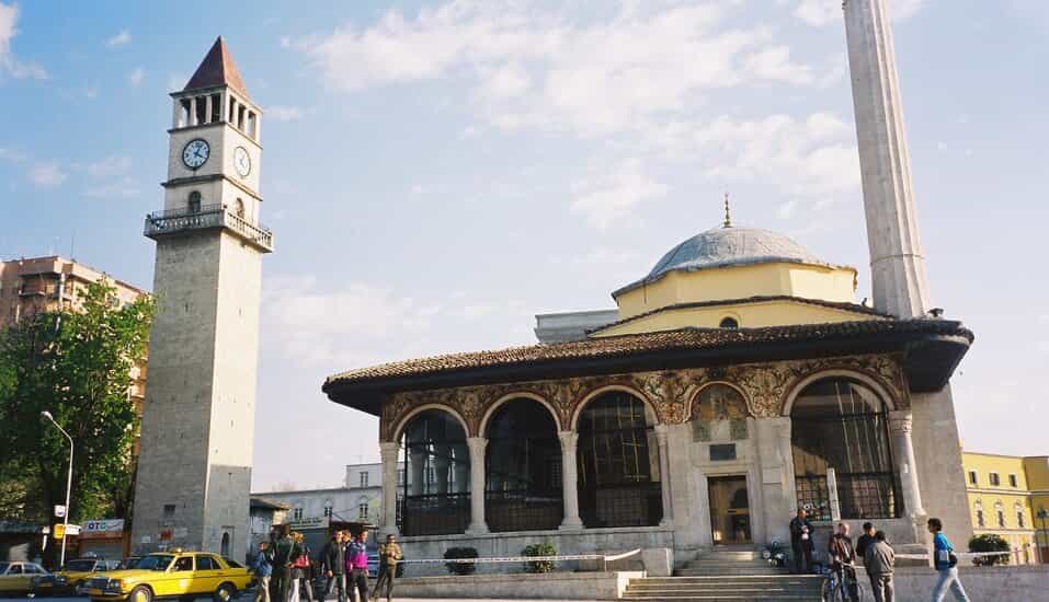 mosque in Tirana